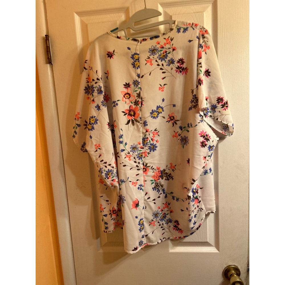 Olive Tree Floral Kimono Size S White Multi-color